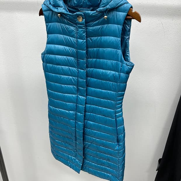 여) 에르노 경량 롱 패딩조끼 