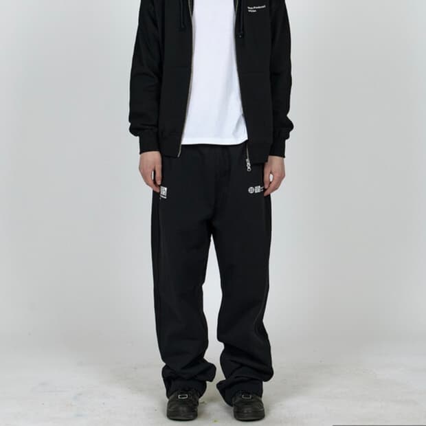 플라스틱 프로덕트 스웻팬츠 s