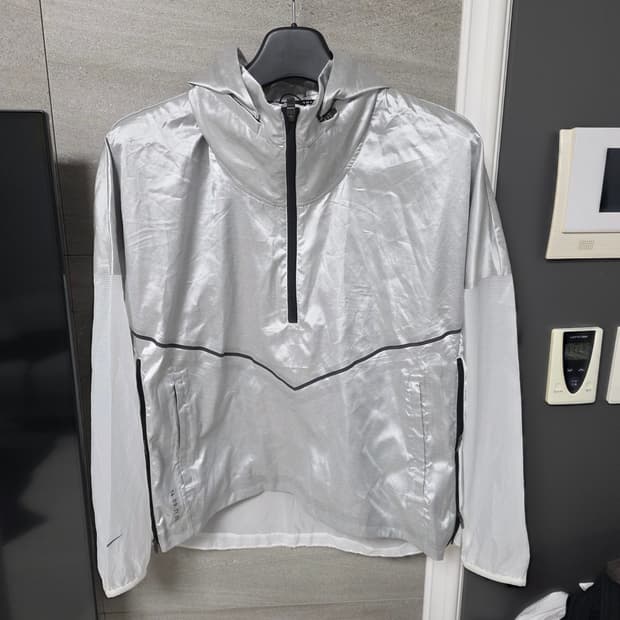 나이키 런 태크팩 아노락 바람막이 xl 105
