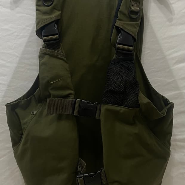 나이키 백팩 베스트 유틸리티 테크조끼