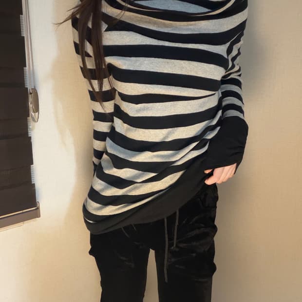 stripe turtle neck ops