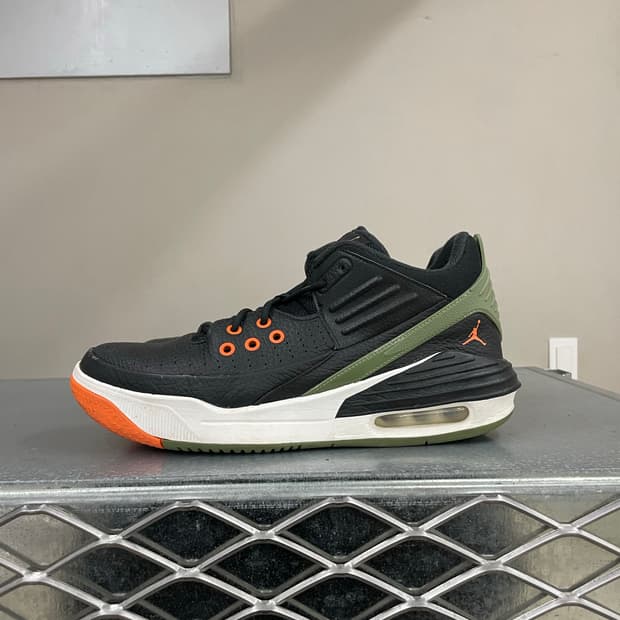 나이키 조던 맥스 아우라 5 블랙 스카이 J 280