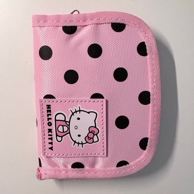 산리오 헬로키티 핑크 도트 지갑 여권 케이스