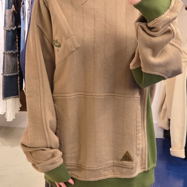 2000s NIKE 나이키 아웃고어 프로그레션 맨투맨