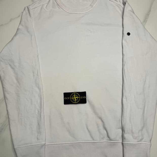 [M]스톤아일랜드 크루넥 화이트 맨투맨