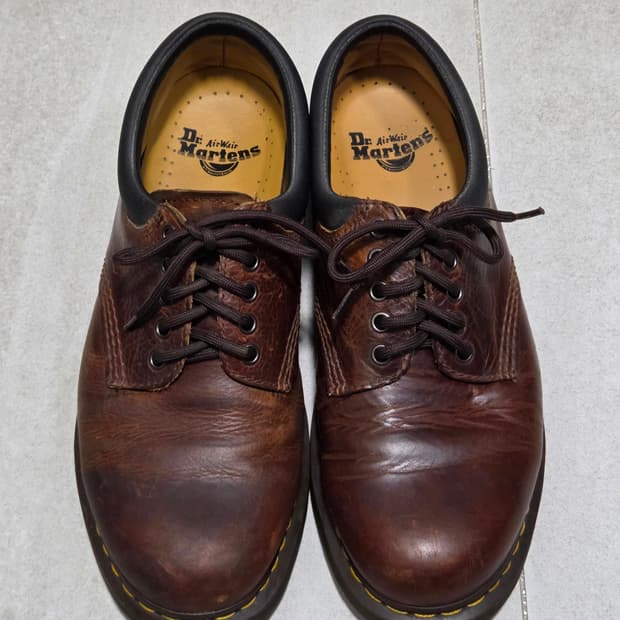 닥터마틴 8053 크레이지 호스