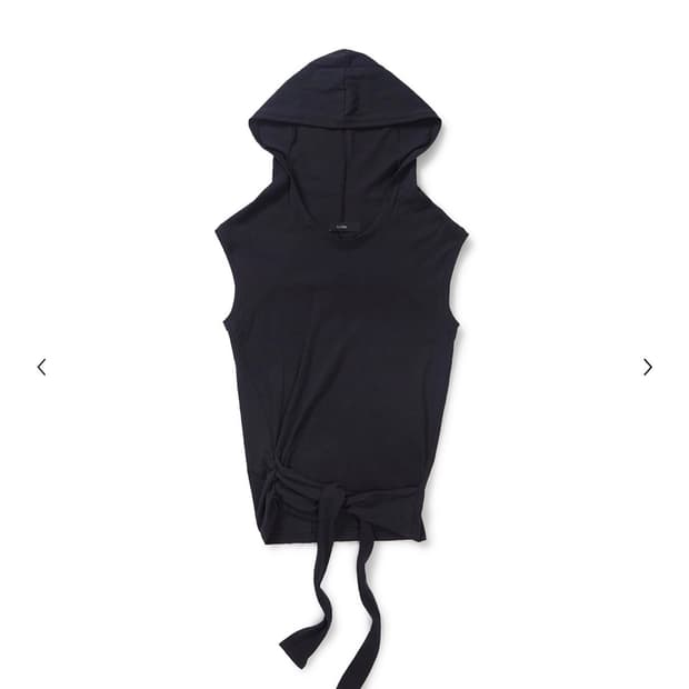 [LCDC]STRAP HOODED SLEEVELESS TOP