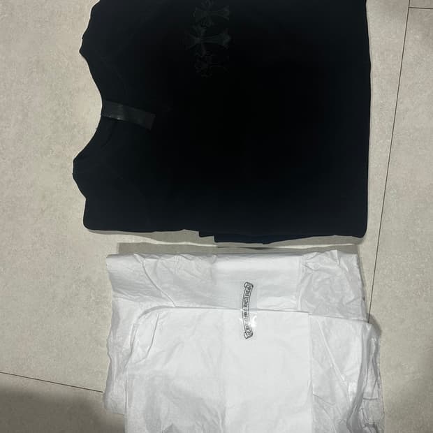 L) 크롬하츠 나일론 세메터리 크로스 패치 CH 맨투맨