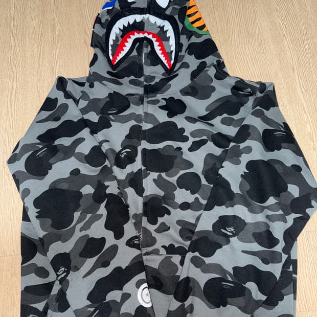 베이프 샤크후드