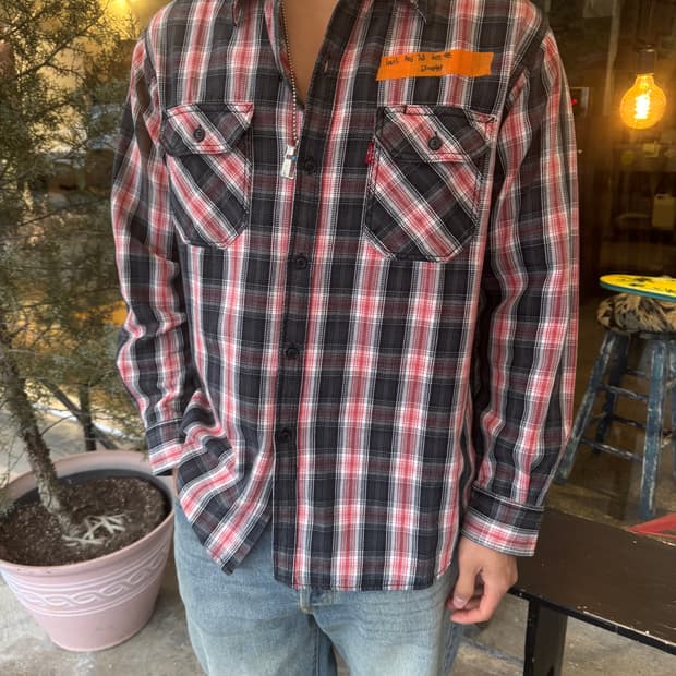 Levi’s Red Tab 체크 셔츠