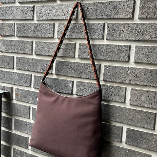 90s FERRAGAMO 페라가모 아크릴피스 핸들 백