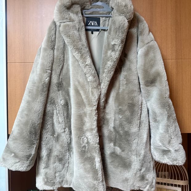 자라 에코퍼 코트 