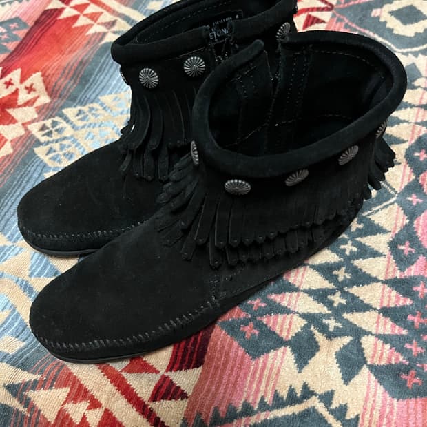 Minnetonka 미네통카 프린지 부츠