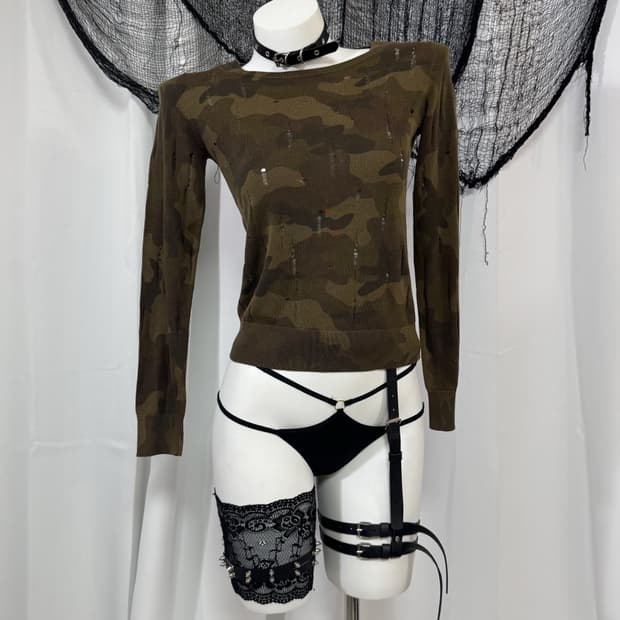 military damage knit