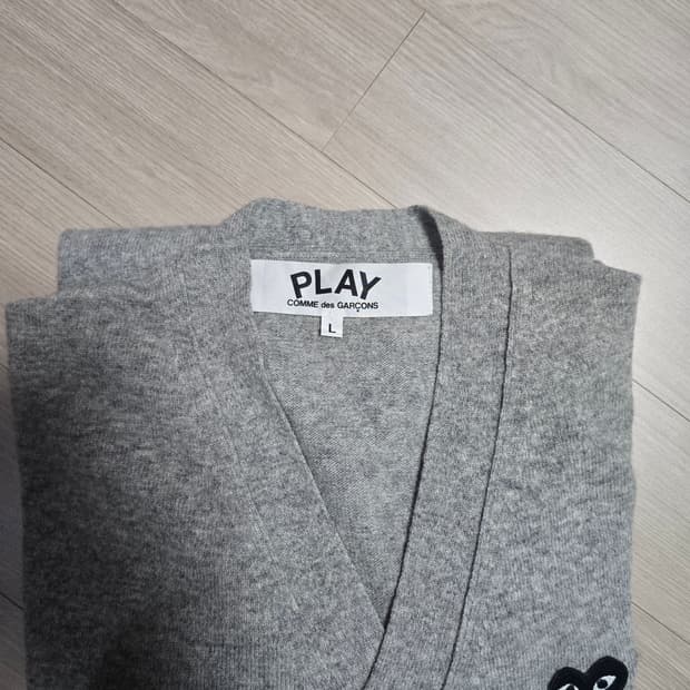 꼼데가르송 플레이 가디건 그레이 L