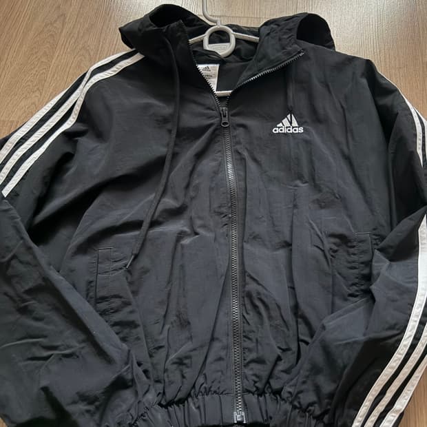 아디다스 바람막이