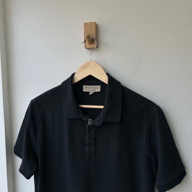 16671 - 버버리 블랙 반팔 카라티