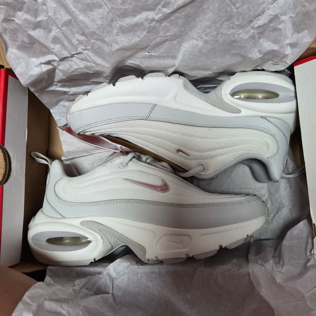 나이키 에어맥스 포털 230