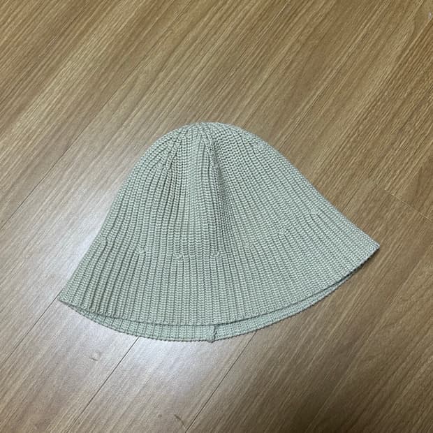 COS 코스 니티드 버킷햇 베이지 xs/s