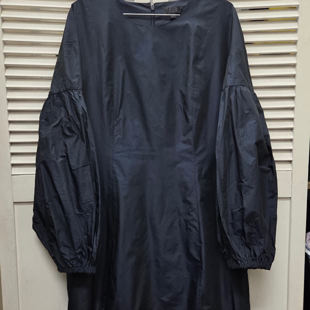 코스 벌룬 원피스