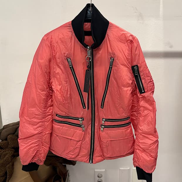 새상품 디젤 양면 패딩 