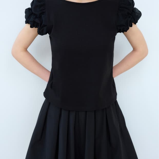 버뮬라 PUFF SLEEVE T-SHIRT (BLACK)