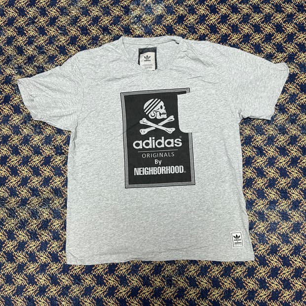 네이버후드 아디다스 콜라보 티셔츠