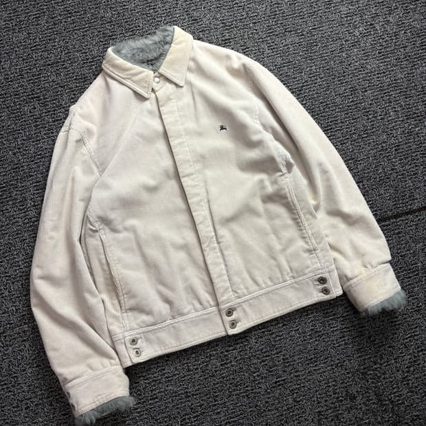 버버리 어센틱 아카이브 코듀로이 자켓 2266