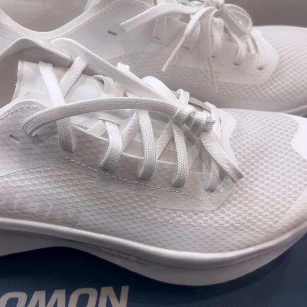 살로몬 X 꼼데가르송 판타즘 플랫폼 화이트 275