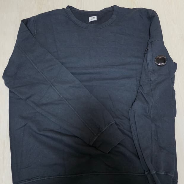 CP 컴퍼니 맨투맨 블랙 3xl