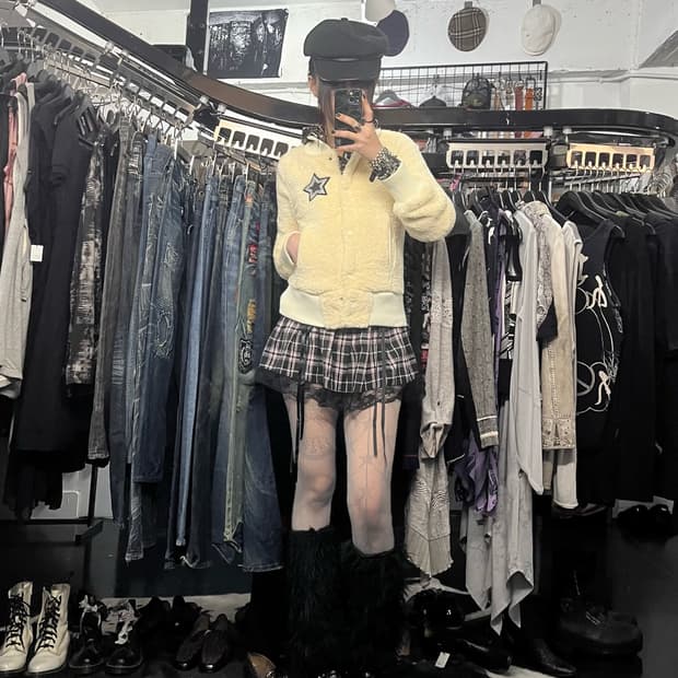 아일렛 체크패턴 스커트