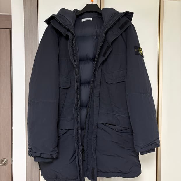 스톤아일랜드 나슬란 다운-tc 패딩 네이비 XL