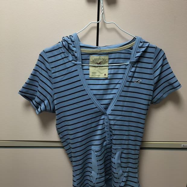 홀리스터 hollister Short-Sleeve Henley Hoodi