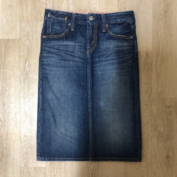 리바이스 뒷트임 미디 청치마