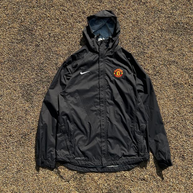 나이키(NIKE) 맨유 블랙 바람막이 자켓