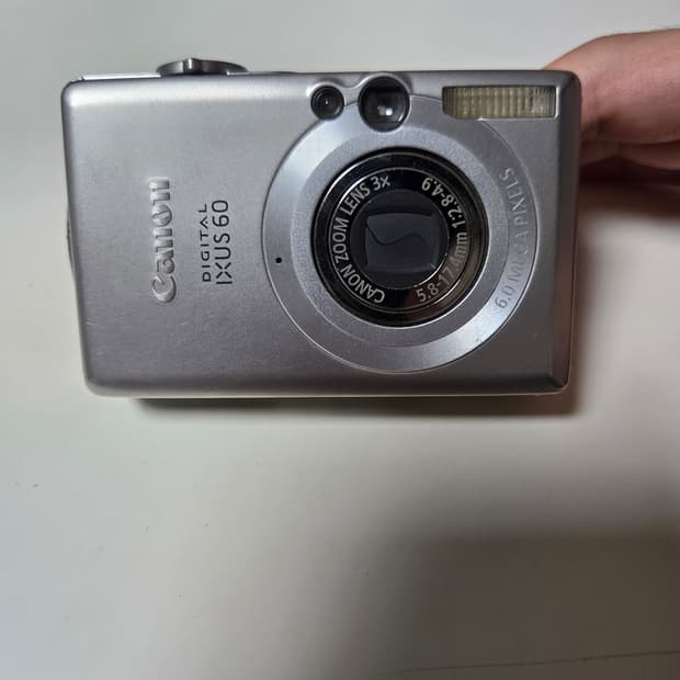 캐논 디지털 익서스 60 은색 카메라