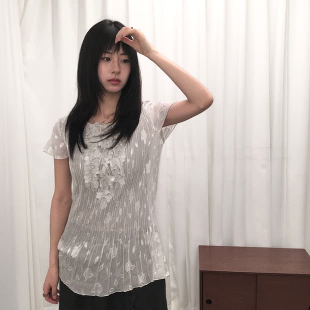 화이트 시스루 반팔 블라우스