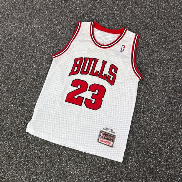 미첼앤네스 조던 23 농구져지