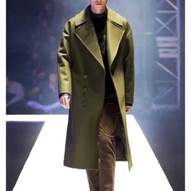 솔리드 옴므  런웨이 카키 벨티드 오버 롱코트