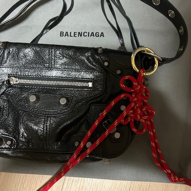Balenciaga le cargole xs black
