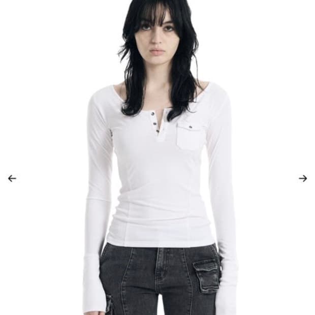 보헤미안서울 빈티지 버튼 포켓탑 아이보리