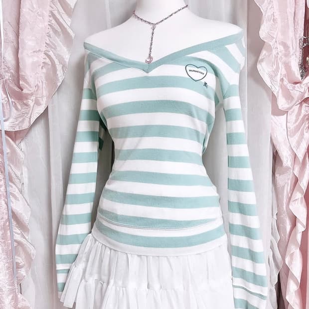 버버리 하트로고 민트 스트라이프 롱슬리브 오프숄더 히메갸루트랄라라리즈리사