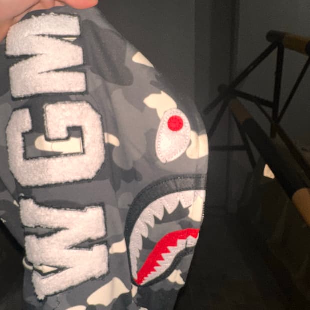 베이프후드집업 카모 