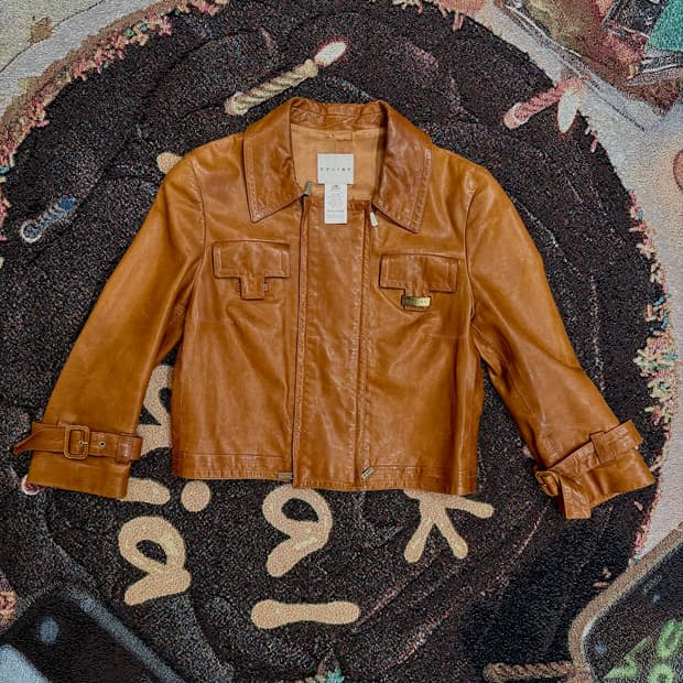 피비 파일로의 올드 셀린느 가죽 자켓