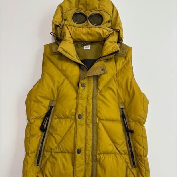 CP 고글 조끼 패딩  ( 100 size )