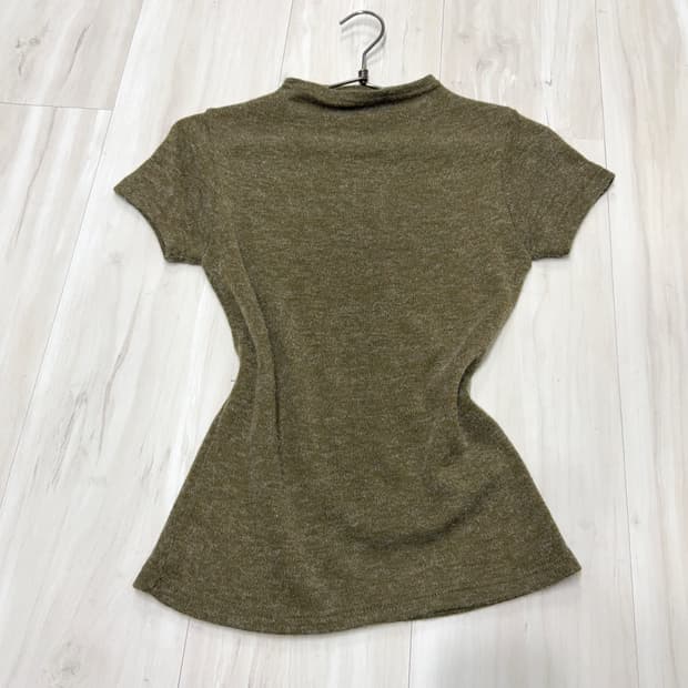 olive half sleeve knit