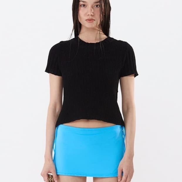 더오픈프로덕트 오픈와이와이 백슬릿 니트