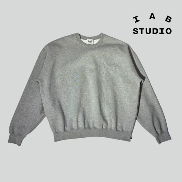 [2XL]아이앱 스튜디오 엠보스 스웻셔츠