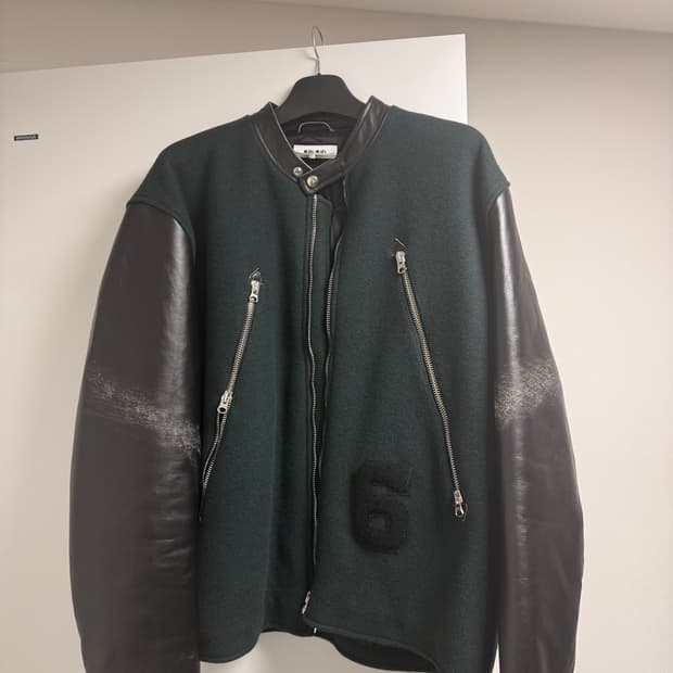 mm6 가죽슬리브 울 바시티자켓