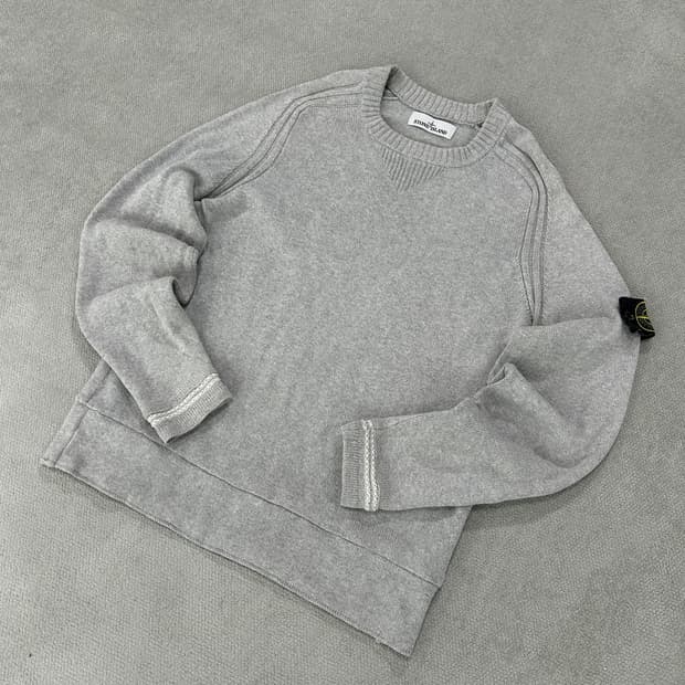 스톤아일랜드 그레이 니트 맨투맨 L